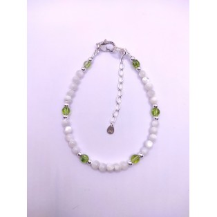 Peridot & Mother of Pearl Bracelet